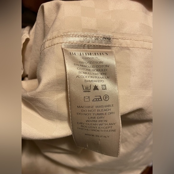 BURBERRY Subdued Plaid Button Up Dress Shirt with Embroidered Logo On Cuff - NWT - Picture 6 of 6